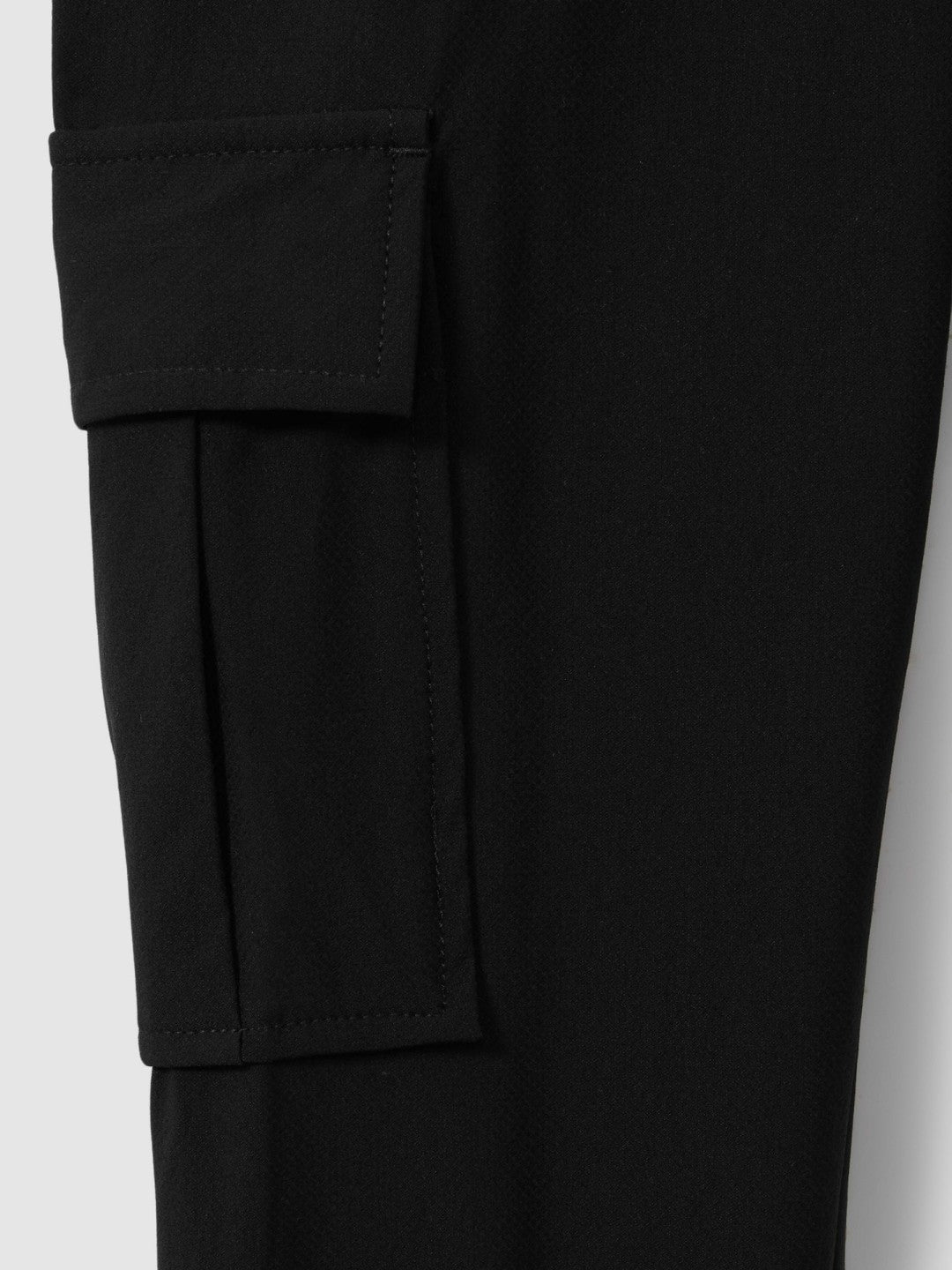 Reiss Value - 9-14 yrs Technical Drawstring Trousers in Black