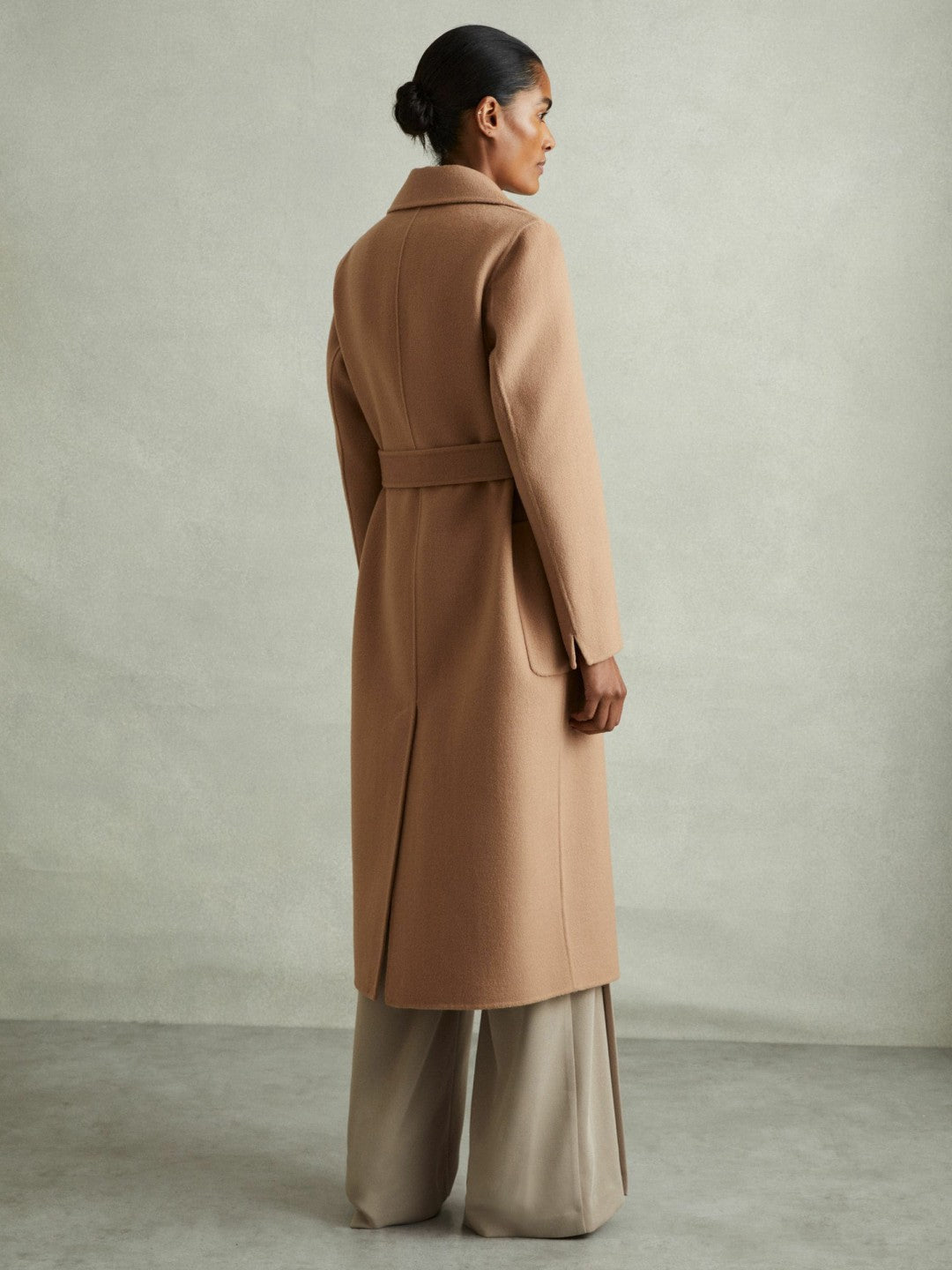 Reiss Petite Wool Blend Double Breasted Blindseam Coat in Light Camel