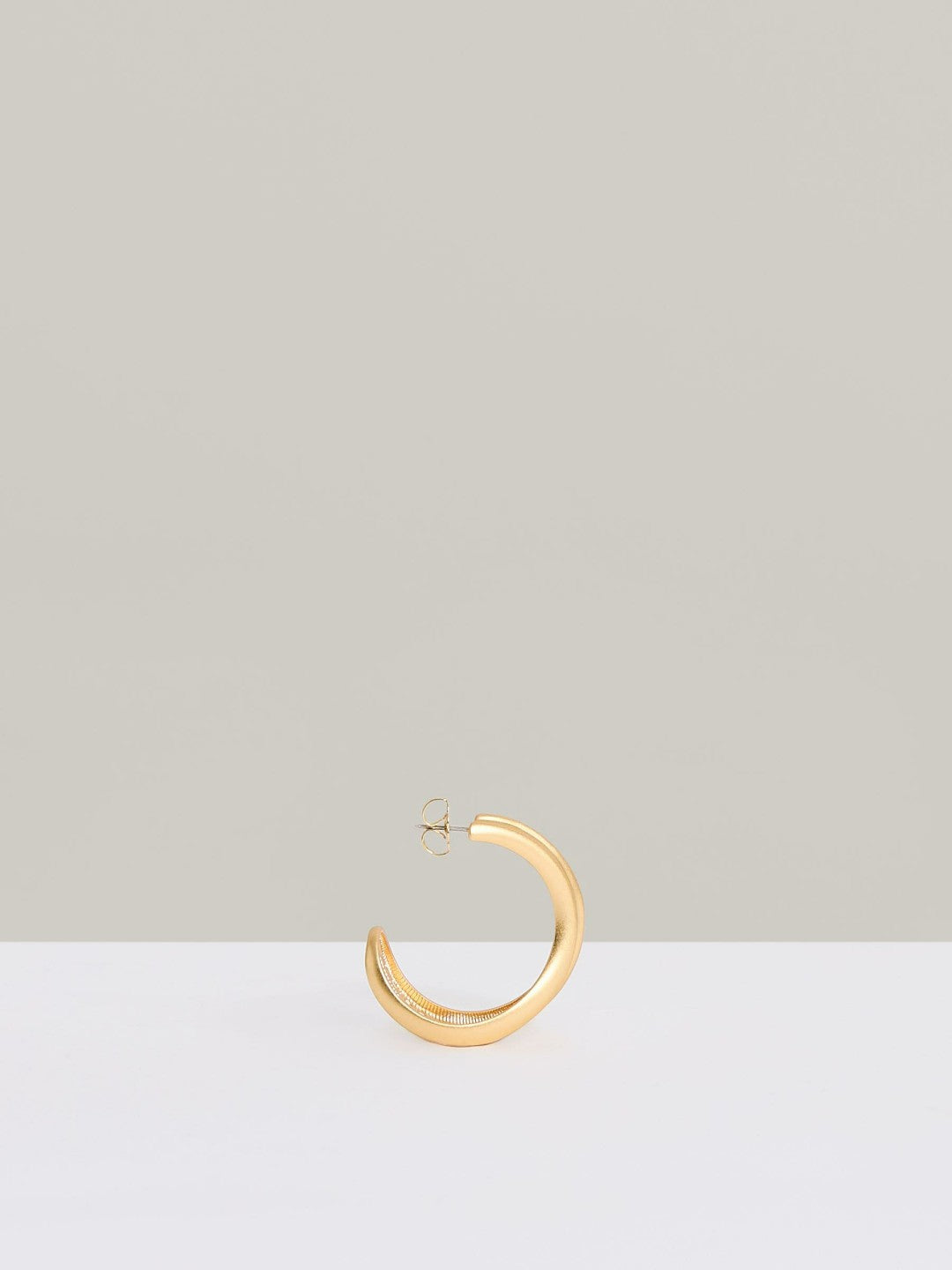 Reiss Fluid Hoop Earrings in Gold Tone