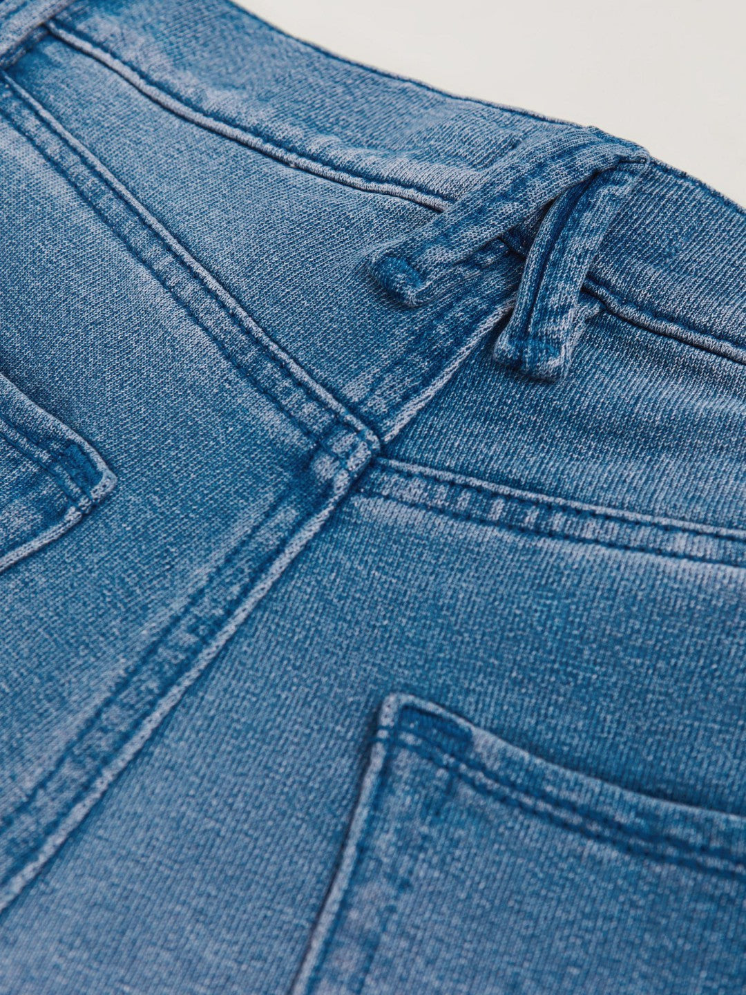 Reiss Popular Choice - 100% Cotton Shorts in Indigo Blue