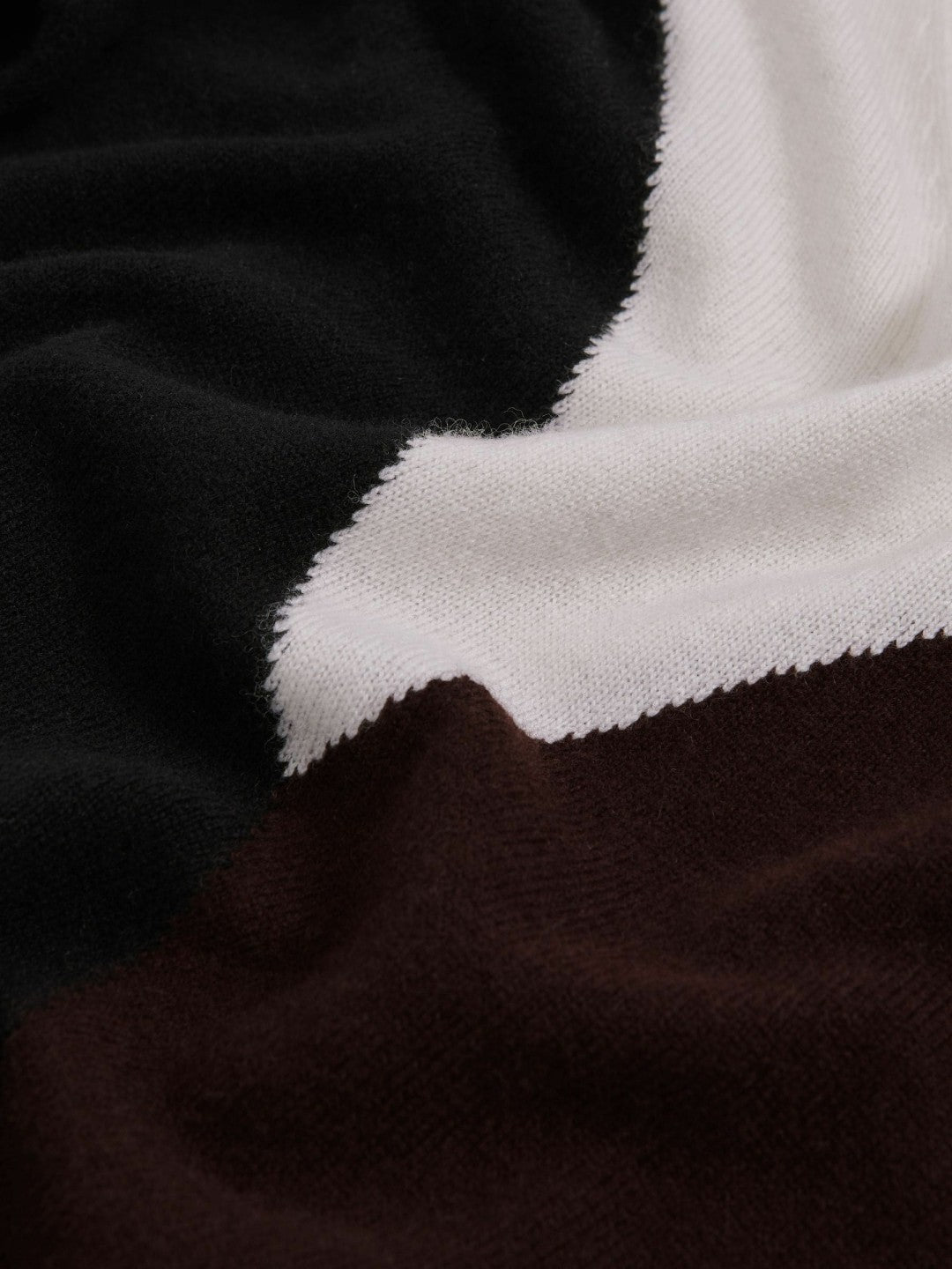 Reiss Featured - Wool-Blend Colourblock Knit Jumper with Cashmere in Black/Burgundy/Cream