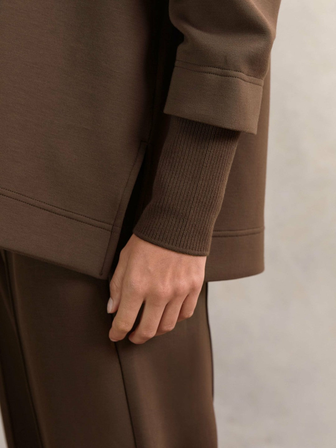 Reiss Interlock Open-Collar Sweatshirt in Chocolate
