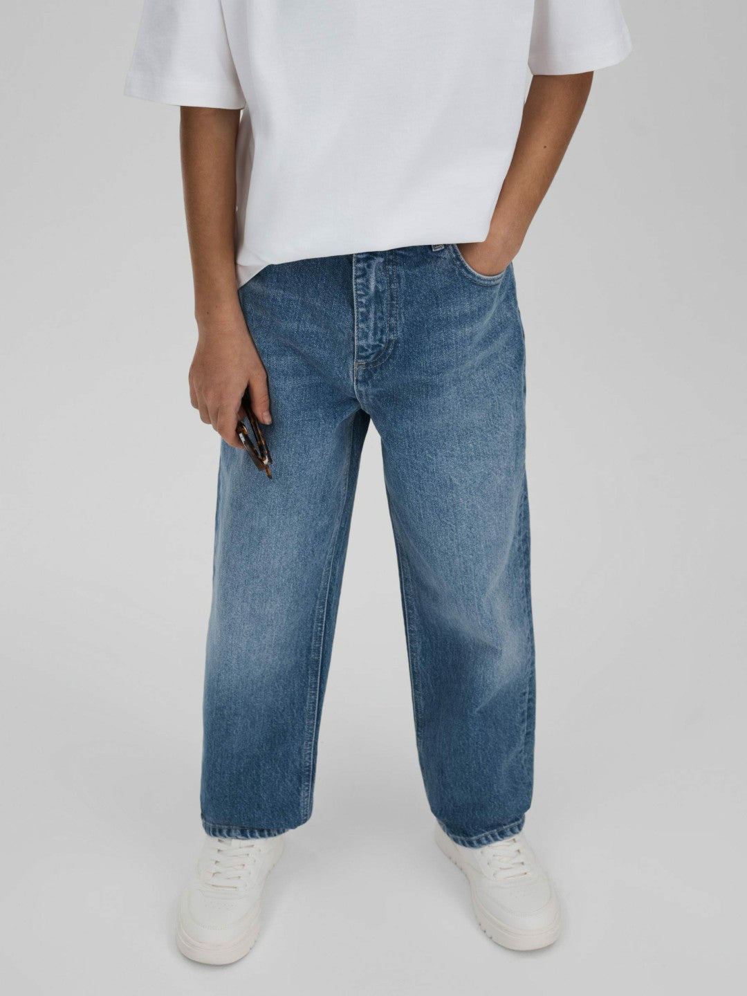 Reiss Deal - 3-9 yrs Loose Fit Adjuster Jeans in Mid Blue