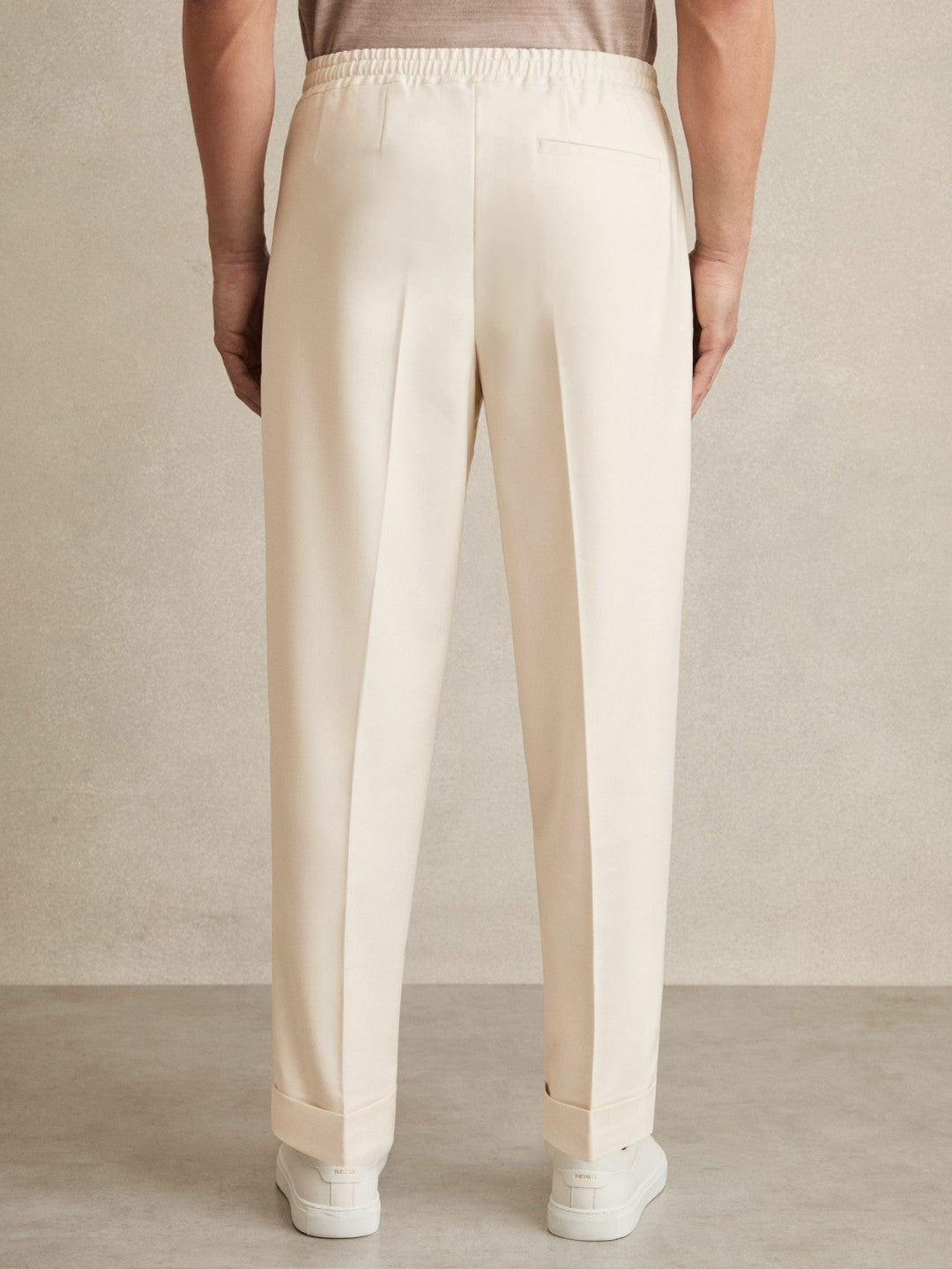Reiss Relaxed-Fit Pleated Tapered Trousers in Ecru