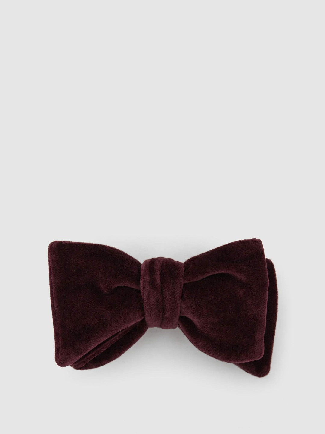 Reiss Best Seller - Velvet Bow Tie in Bordeaux