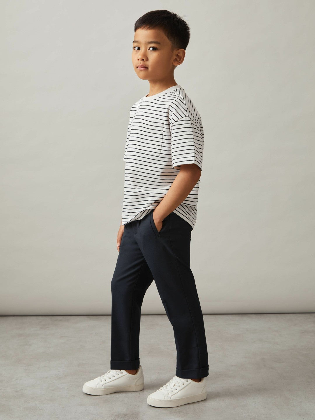 Reiss Deal - 3-9 yrs Relaxed Elasticated Trousers with Turn-Ups in Navy