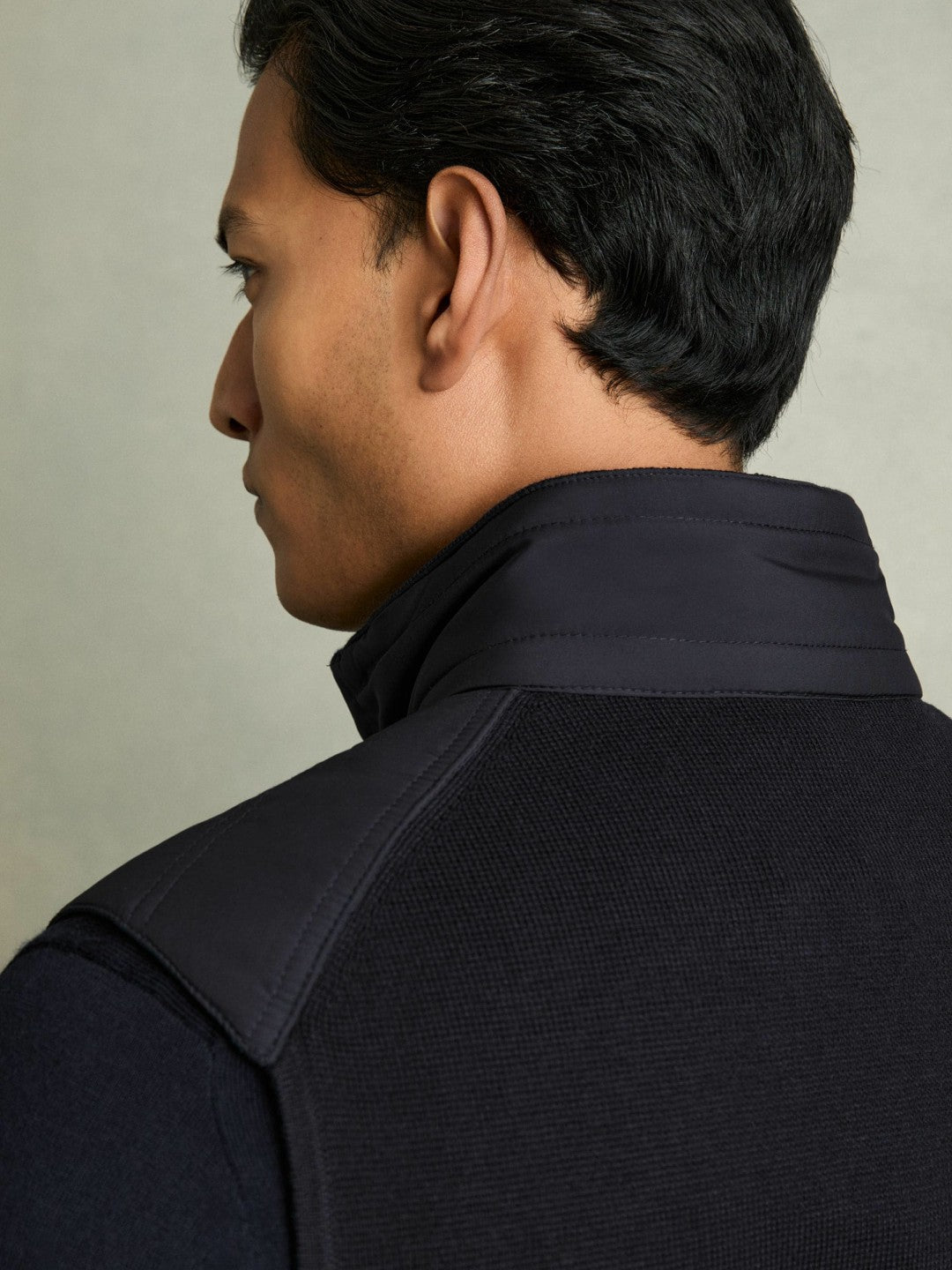 Reiss Offer - Hybrid Quilt and Knit Zip-Through Gilet in Navy
