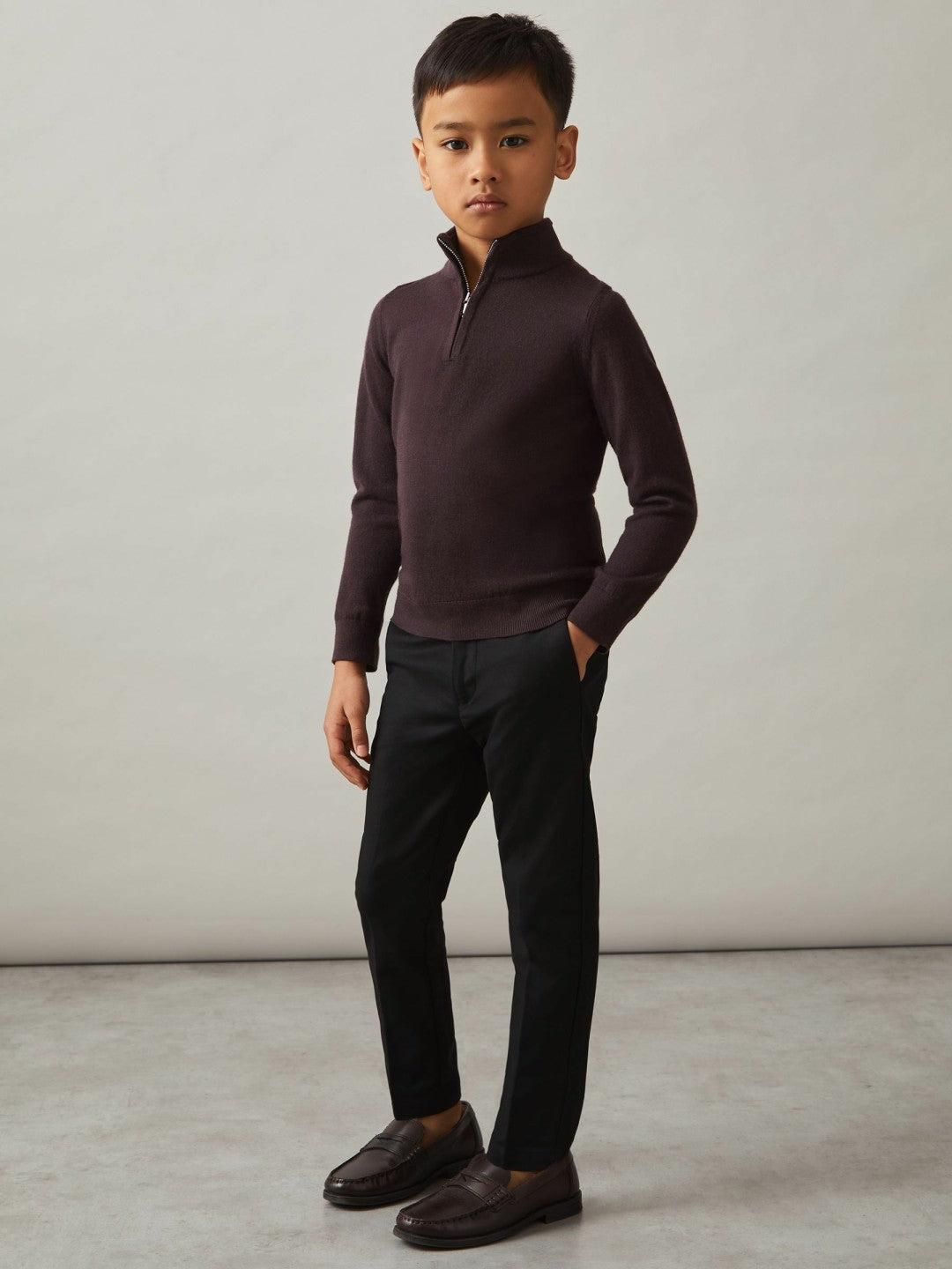 Reiss 3-9 yrs Slim Fit Tapered Chinos in Black