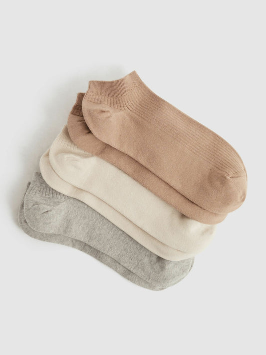 Reiss Value - 3 Pack of Trainer Socks in Multi