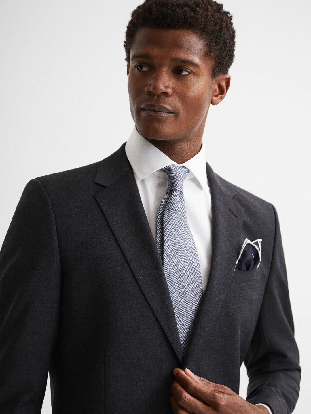 Reiss Best Seller - Plain Silk Pocket Square in Navy