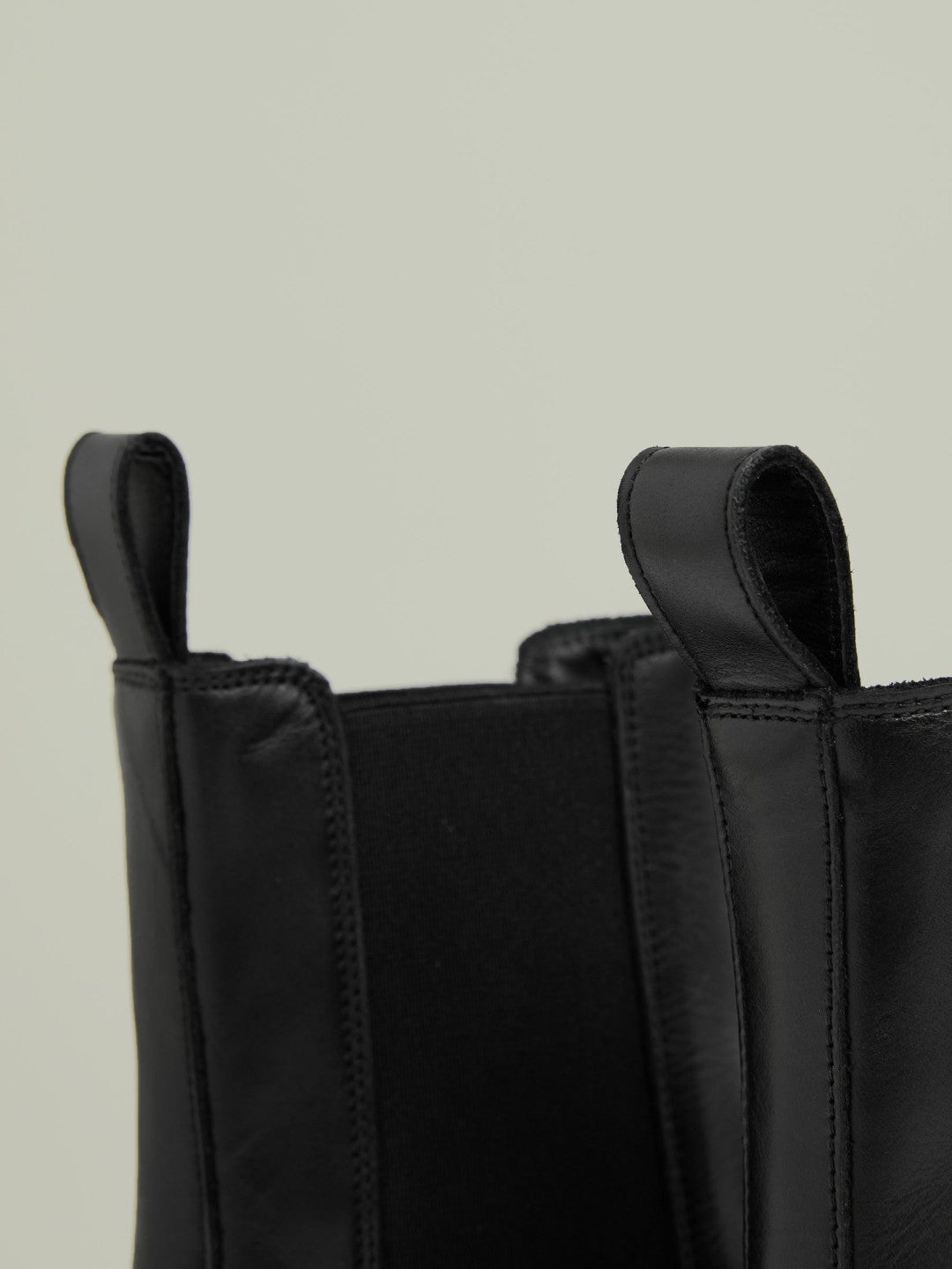 Reiss Affordable - Leather Cleated Sole Chelsea Boots in Black