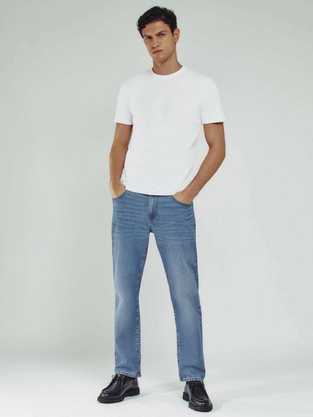 Reiss Affordable - Straight-Leg Jeans in Mid Blue Wash