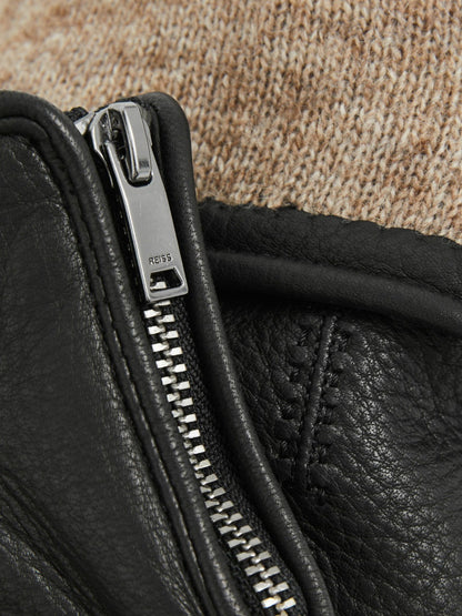Reiss Affordable - Leather Zip-Side Gloves in Black