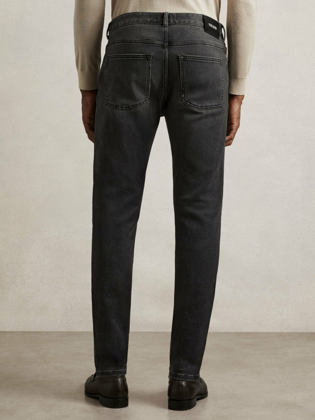 Reiss Sale - Tapered Slim-Fit Jeans in Washed Black