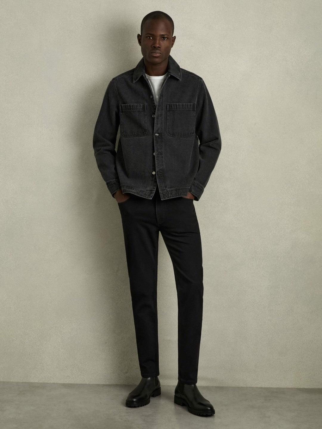 Reiss Affordable - Cotton-Stretch Slim-Fit Jeans in Stay Black