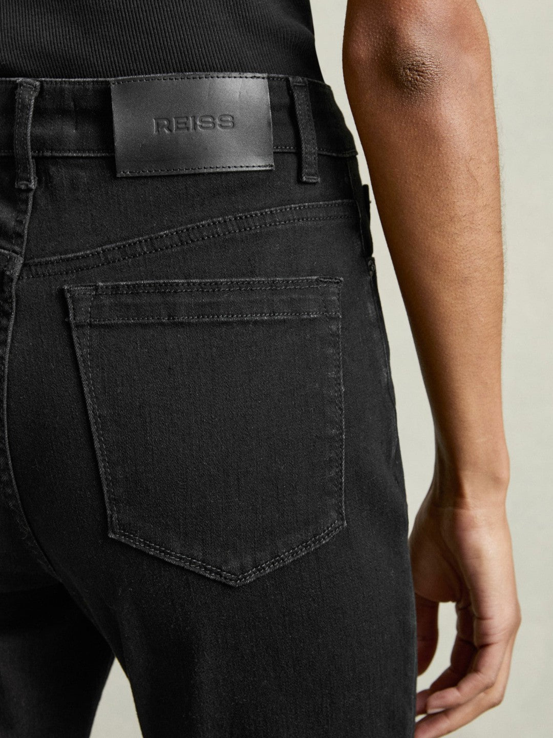 Reiss Petite Skinny Jeans in Black