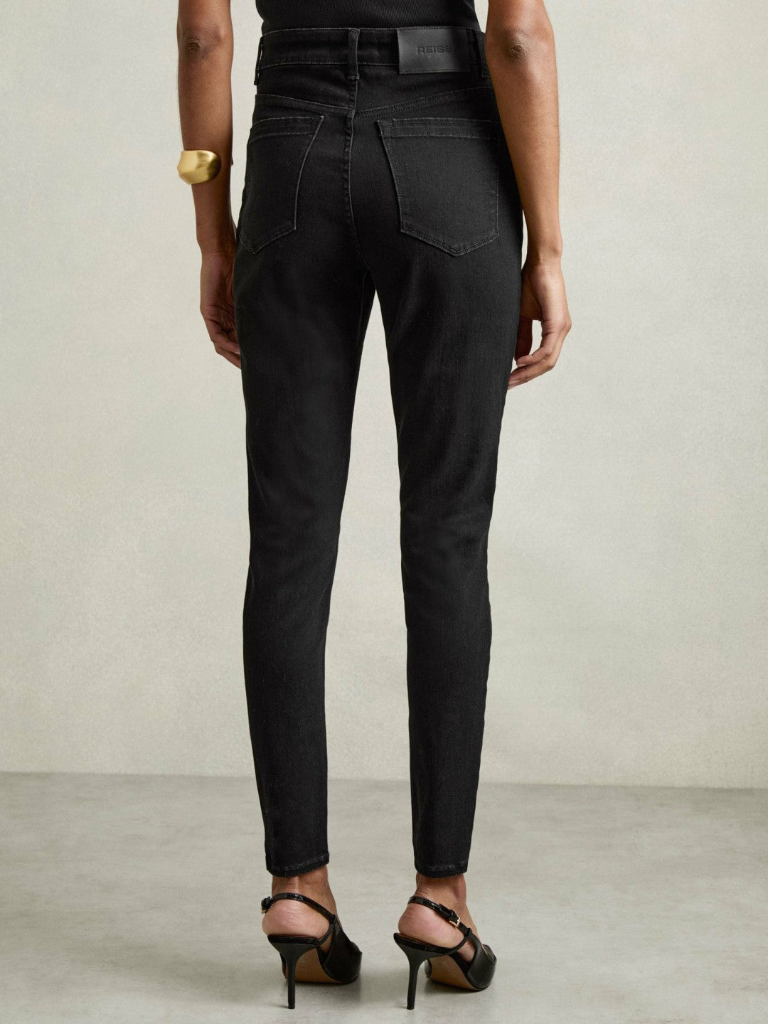 Reiss Petite Skinny Jeans in Black
