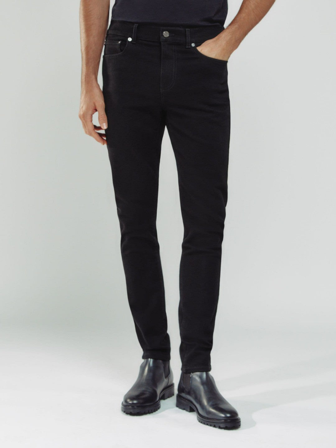 Reiss Value - Skinny-Fit Jeans in Stay Black