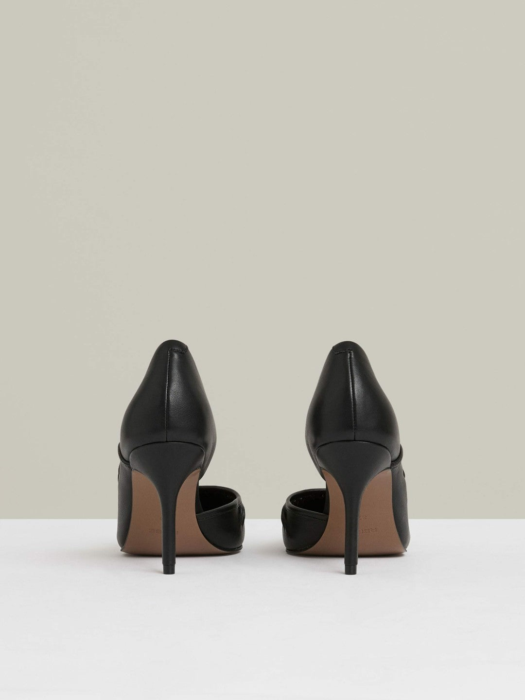 Reiss Best Seller - Leather Twist Detail Court Shoes in Black