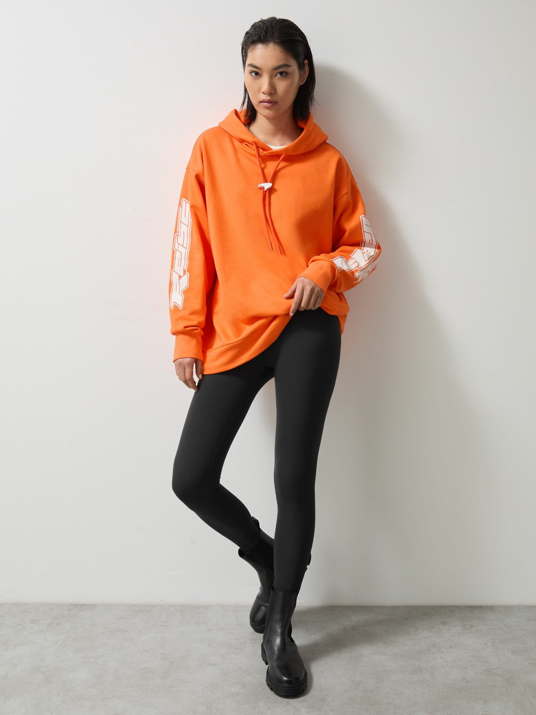 Reiss Value - McLaren F1 Team Oversize Toggle Hoodie Unisex Fit in Papaya Orange