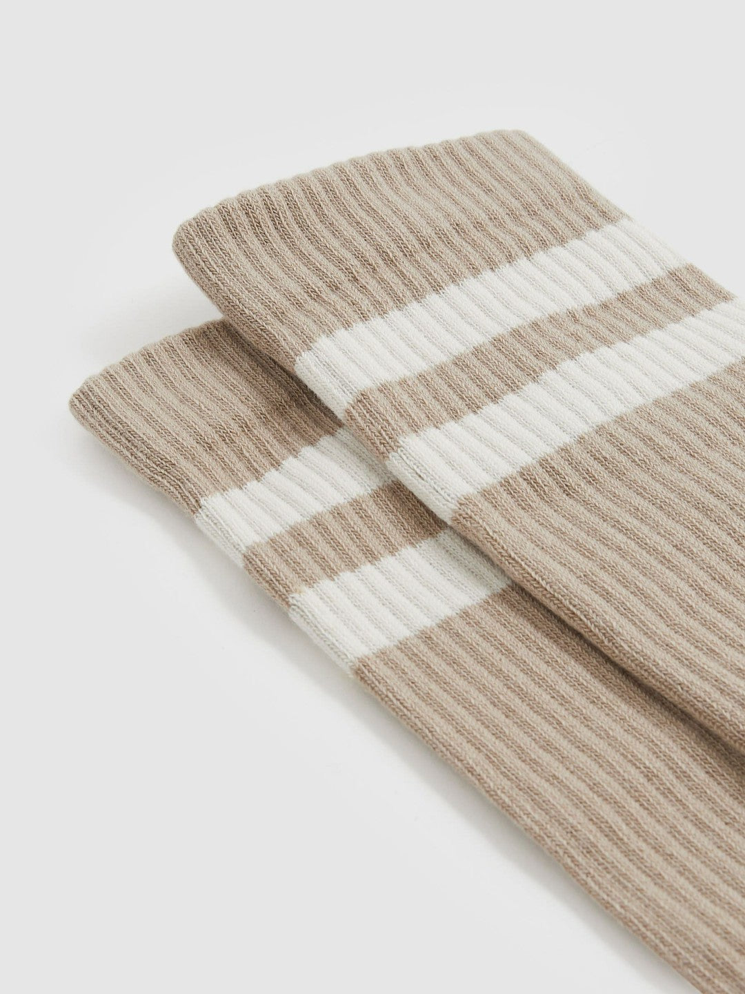 Reiss Savings - Cotton-Blend Double-Stripe Socks in Taupe/Ecru
