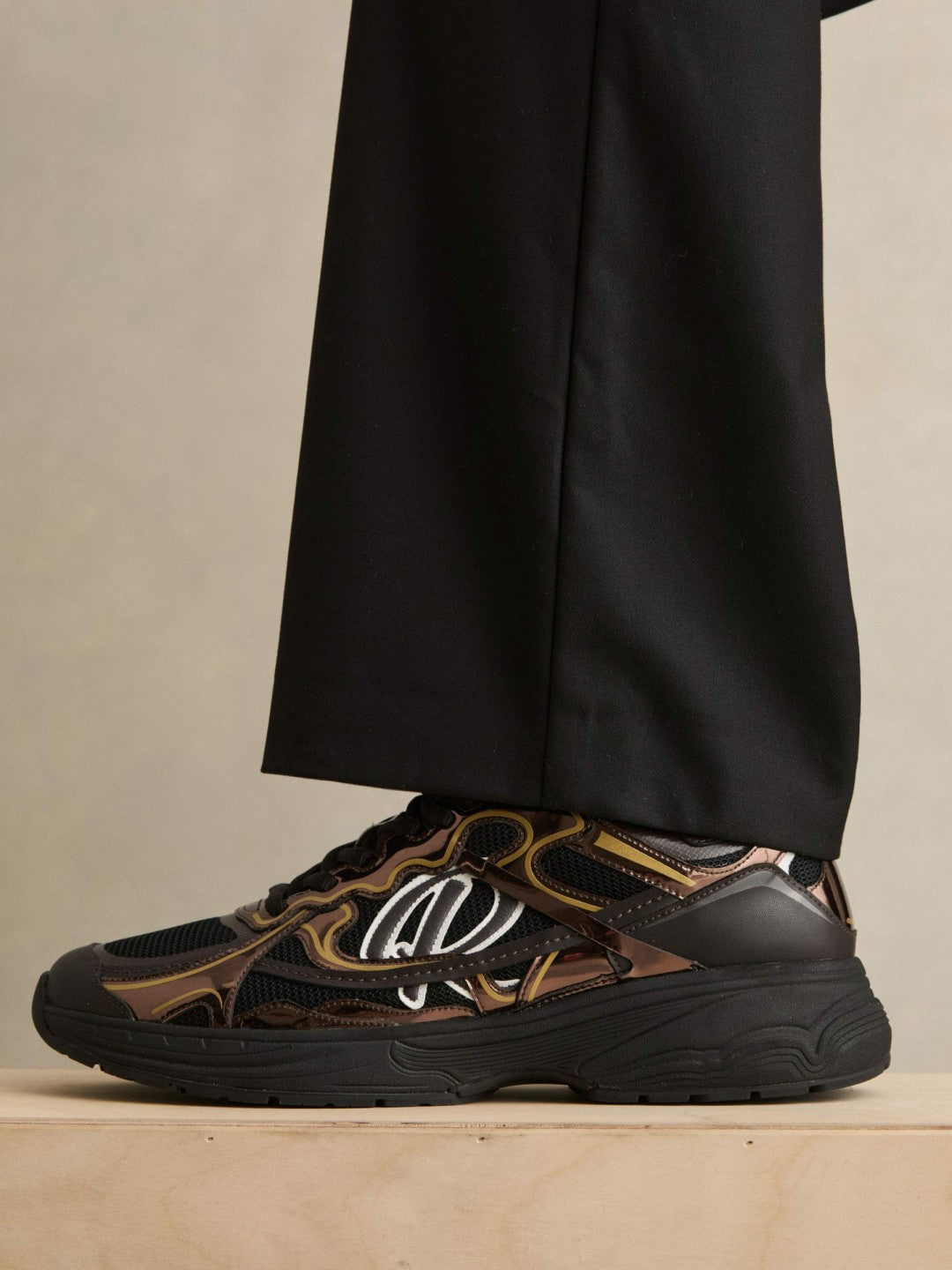 Reiss Featured - Overlay Logo Running Trainers in Electric Brown