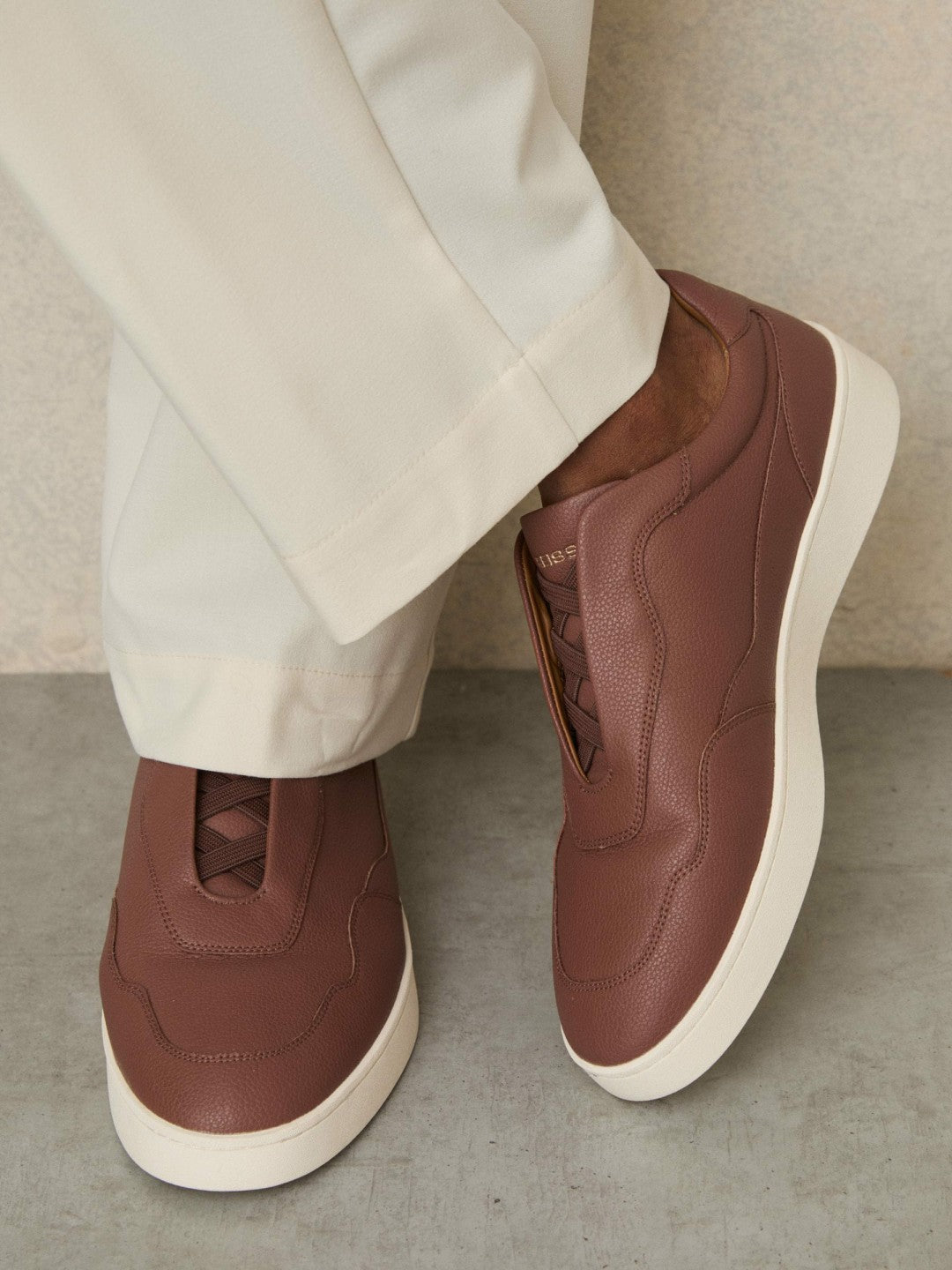 Reiss Value - Leather Elasticated-Lace Trainers in Terracotta Brown
