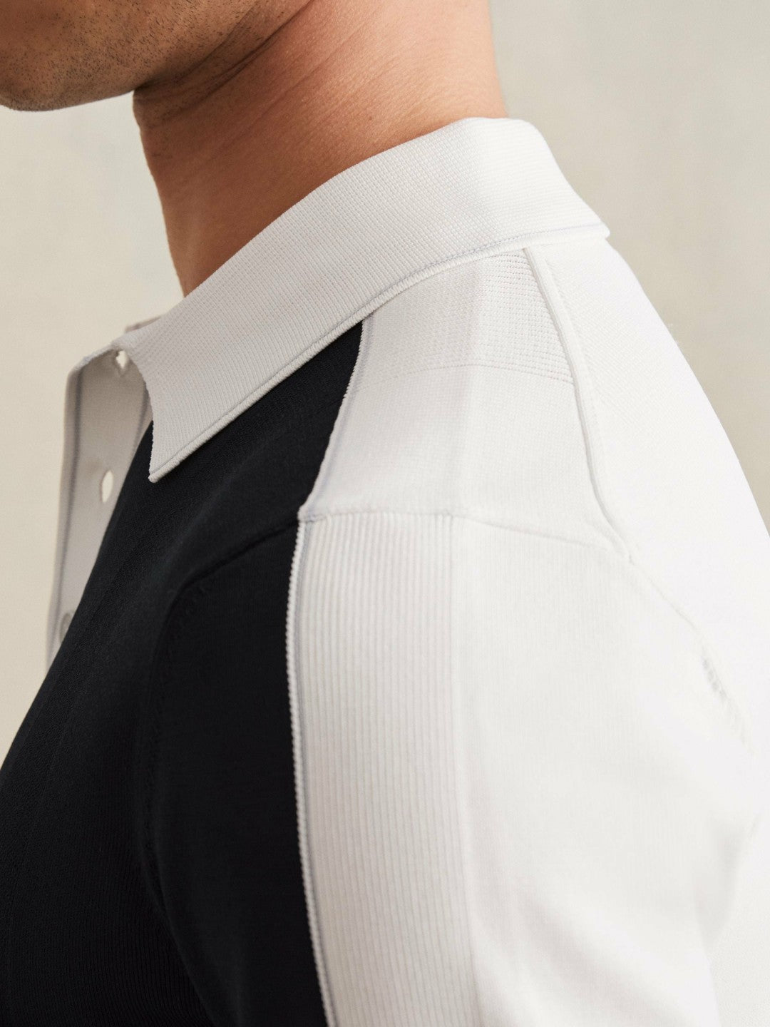 Reiss Affordable - Colour-Block Knit Polo Shirt in Navy/White