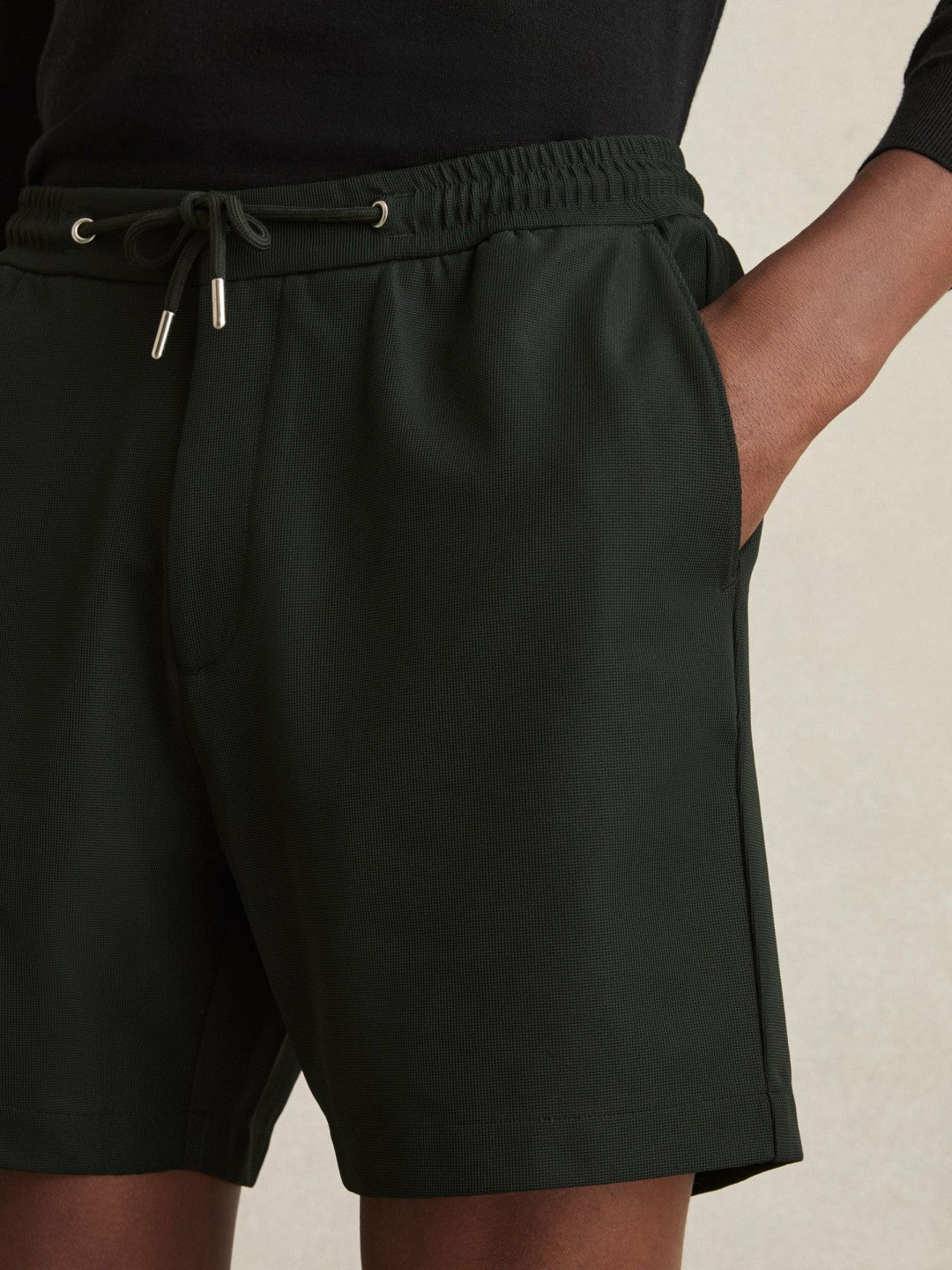 Reiss Featured - Textured Drawstring Shorts in Dark Green