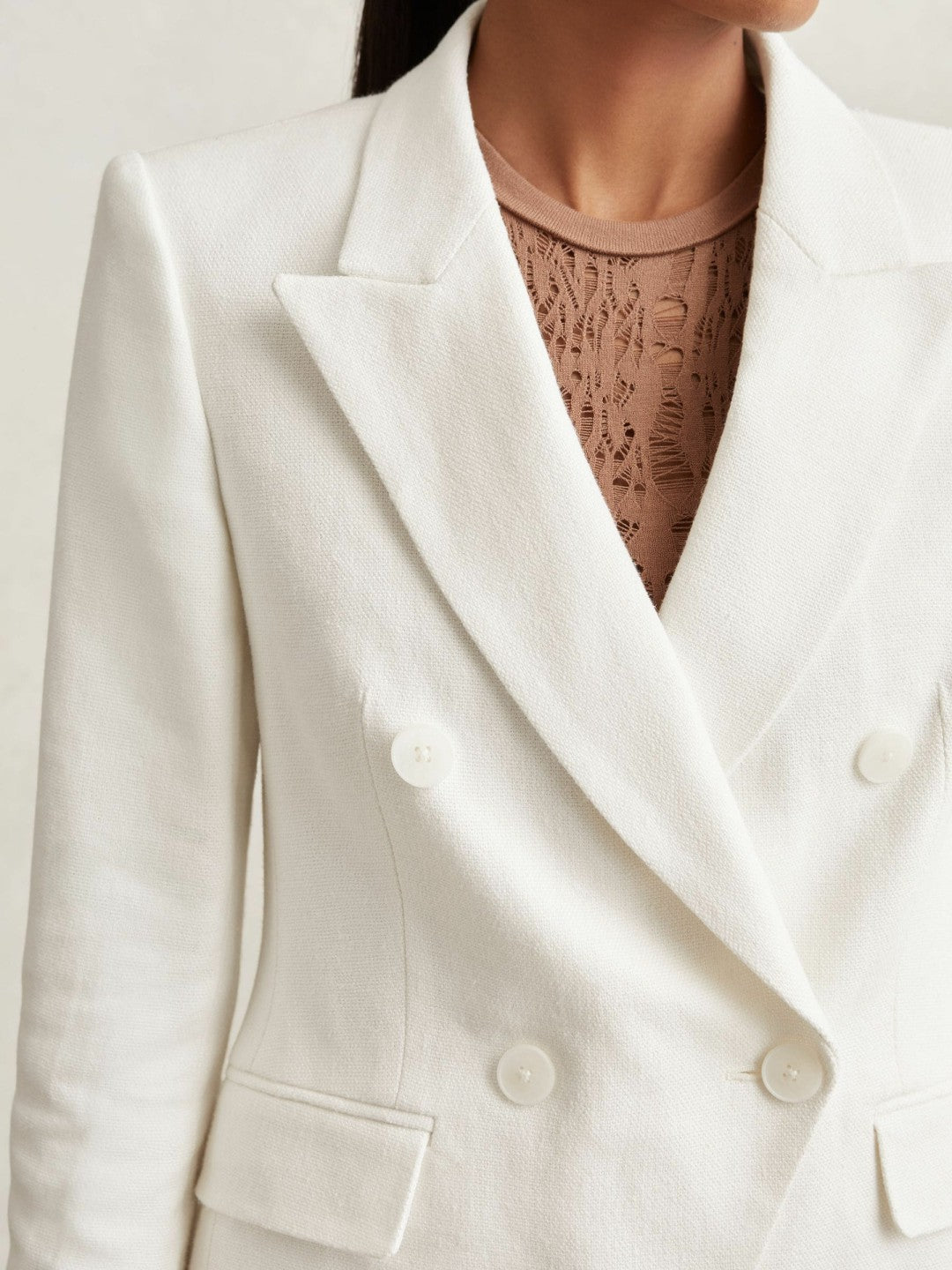 Reiss Value - Petite Linen-Blend Double-Breasted Suit Jacket in White