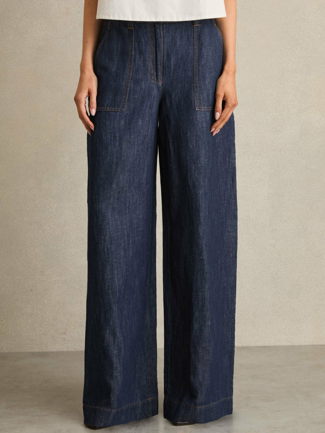 Reiss Popular Choice - Petite Linen Wide Leg Trousers in Indigo