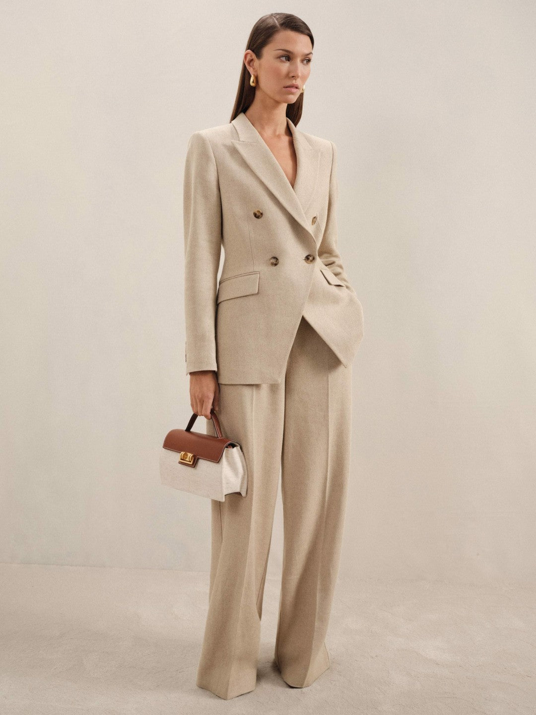 Reiss Petite Linen-Blend Double-Breasted Suit Jacket in Neutral