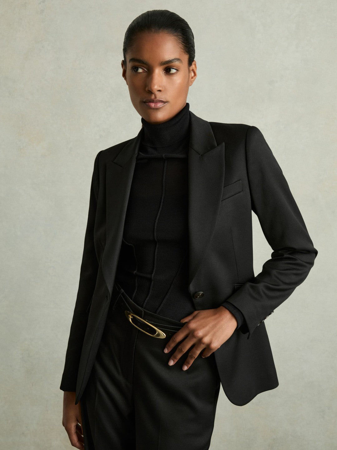 Reiss Savings - Leather Oval-Buckle Belt in Black