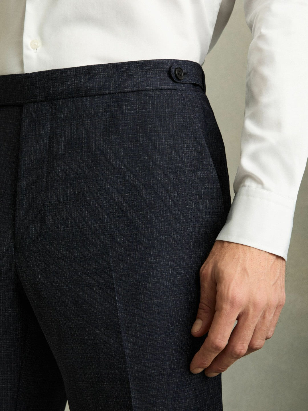 Reiss Value - Slim-Fit Wool-Blend Textured Tailored Trousers in Navy
