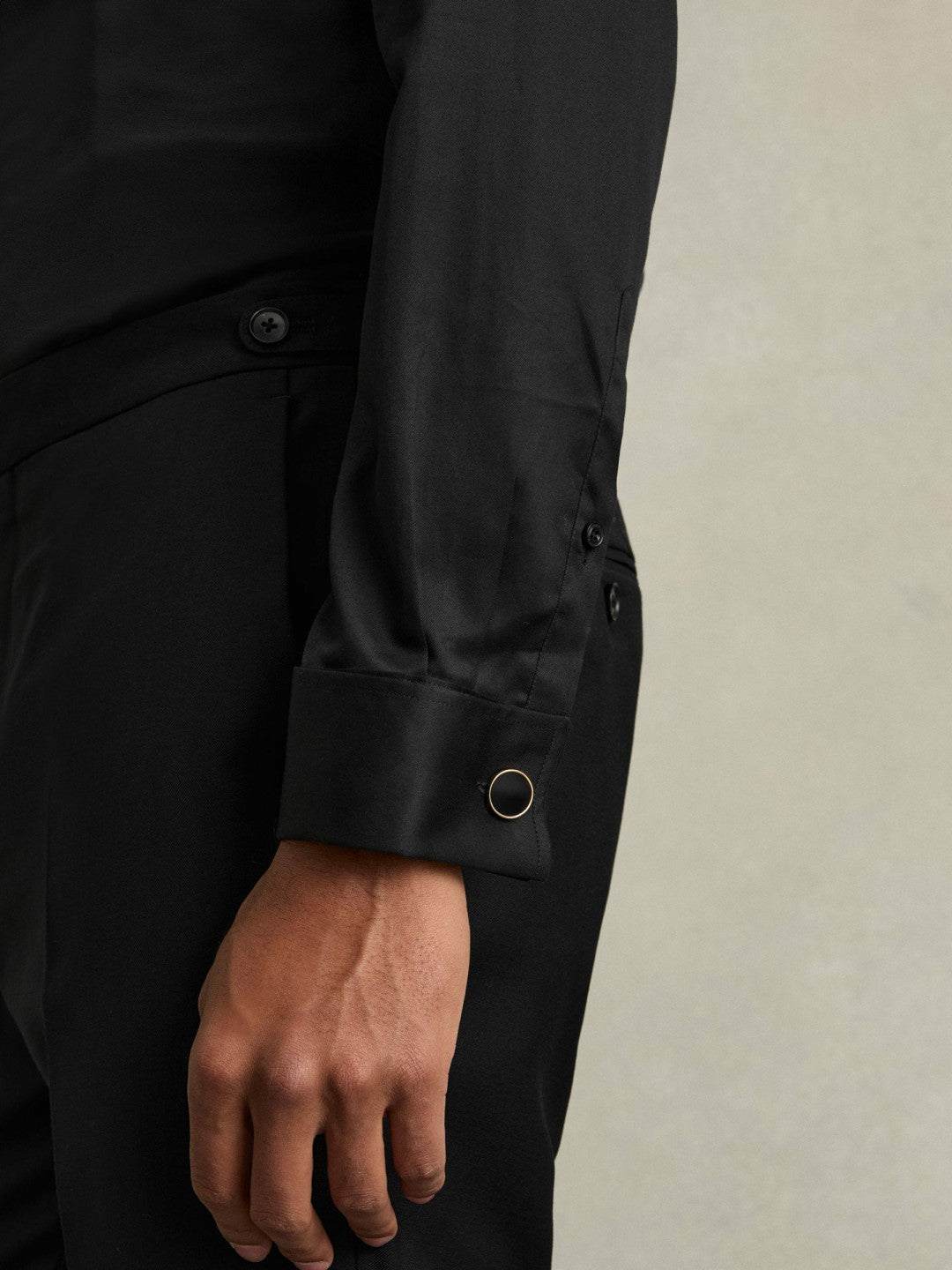 Reiss Savings - Regular Fit Slim-Fit Cotton Double-Cuff Shirt in Black