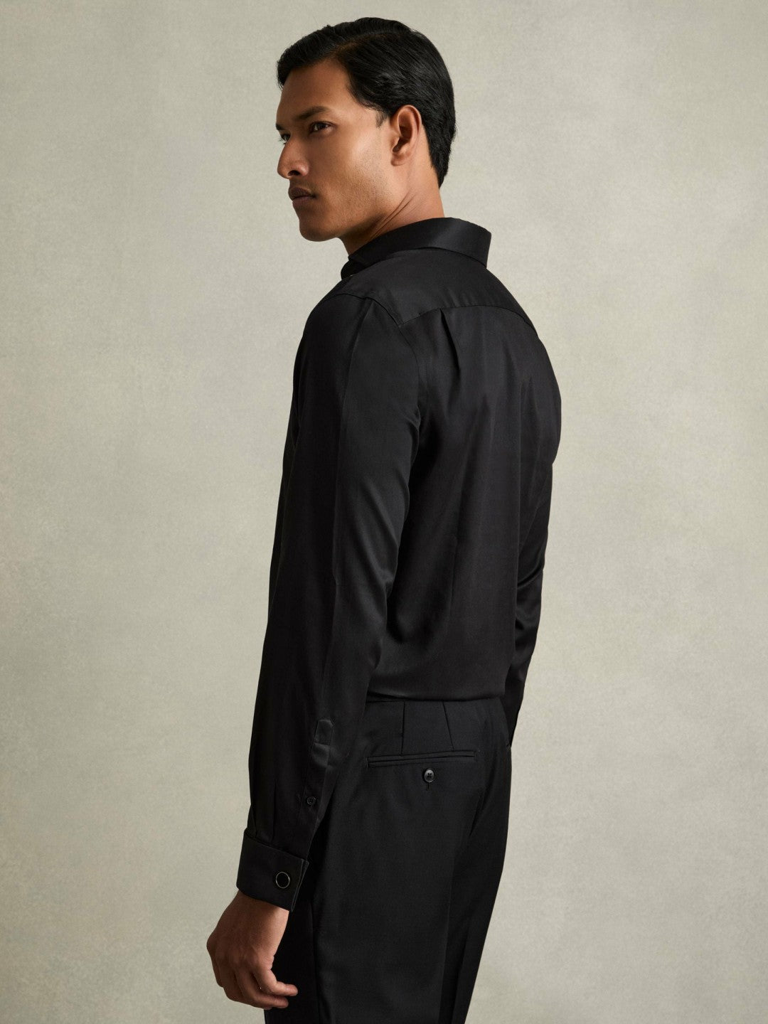 Reiss Savings - Regular Fit Slim-Fit Cotton Double-Cuff Shirt in Black