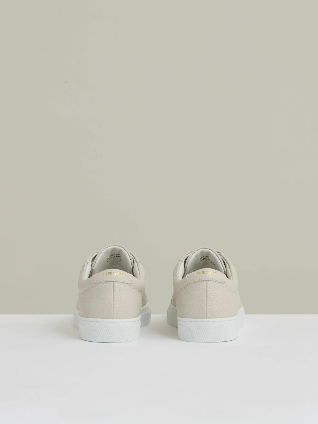 Reiss Deal - Tumbled-Leather Low-Top Trainers in Off White