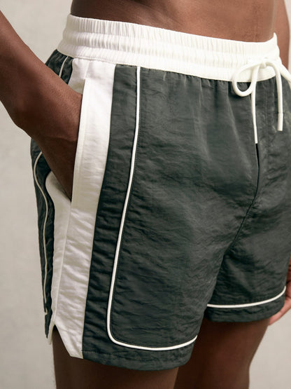 Reiss Offer - Colour-Block Piped-Trim Swim Shorts in Dark Green/White