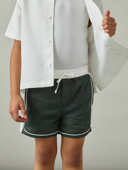 Reiss Deal - 9-13 yrs Colour-Block Piped Swim Shorts in Green/White