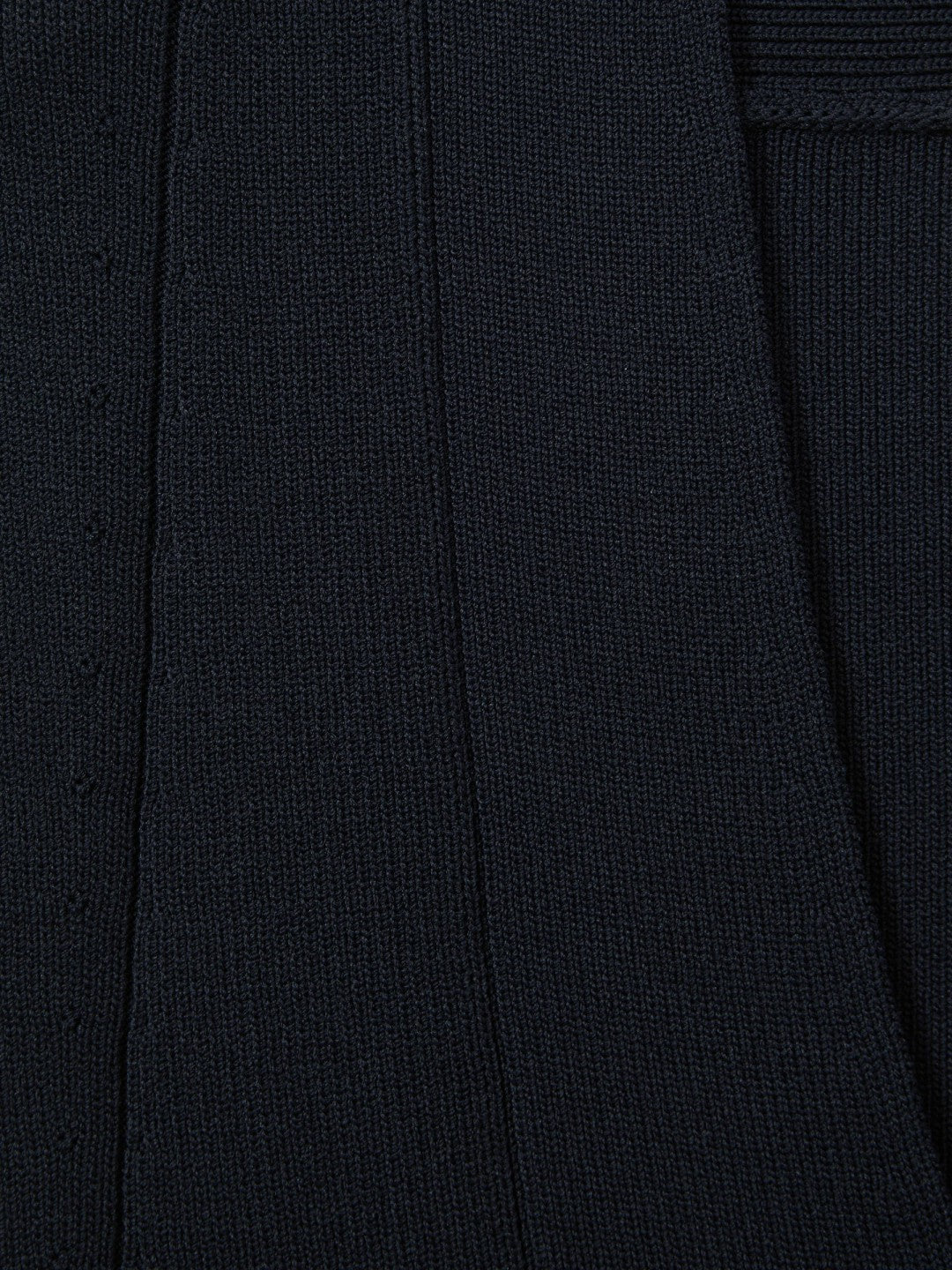Reiss Knitted Sleeveless V-Neck Vest in Navy
