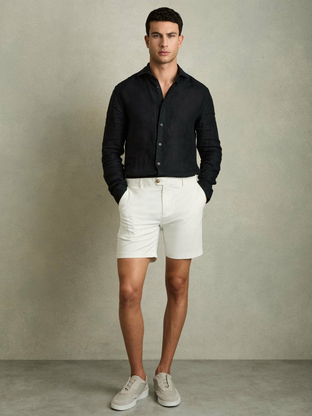 Reiss Short Length Casual Chino Shorts in White
