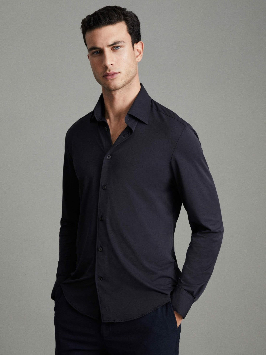 Reiss Savings - Regular Fit Button-Through Travel Shirt in Navy