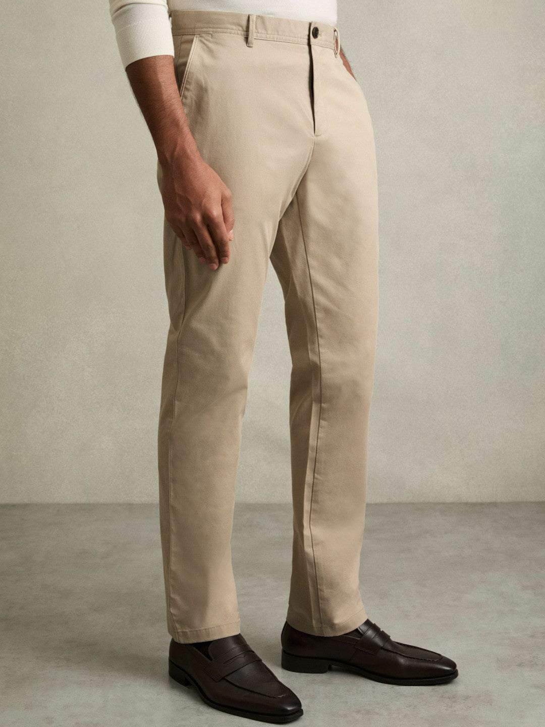 Reiss Deal - Slim Fit Washed Cotton Blend Chinos in Stone