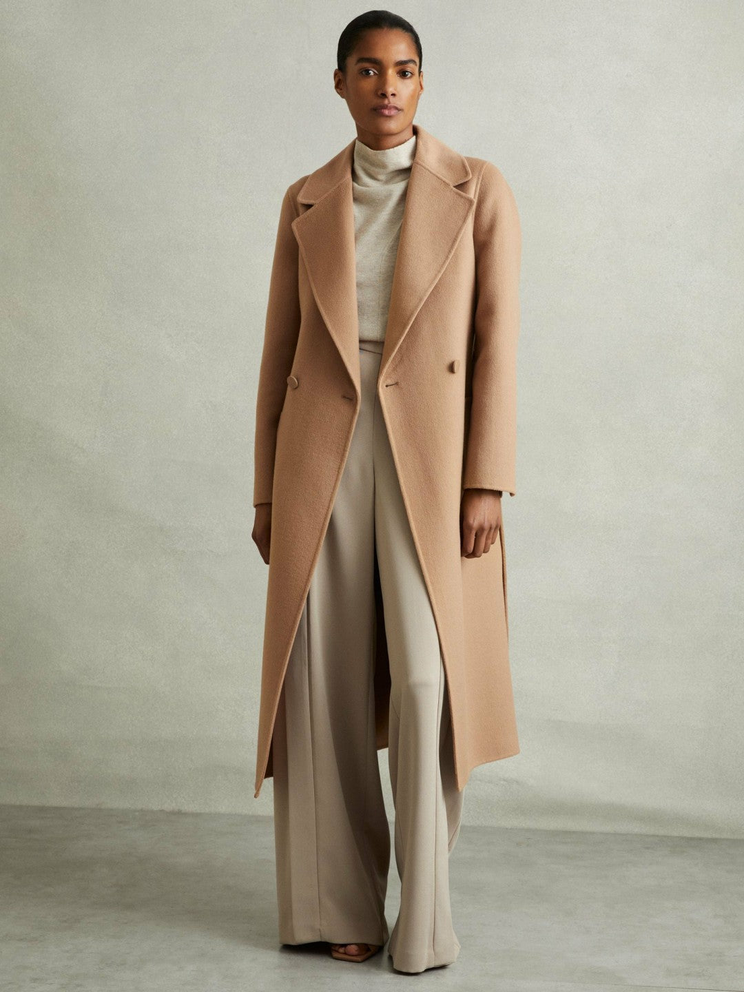 Reiss Popular Choice - Petite Wool Blend Double Breasted Blindseam Coat in Light Camel