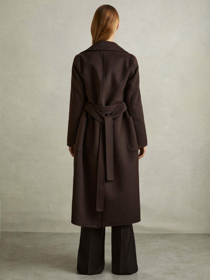 Reiss Popular Choice - Wool Blend Double Breasted Blindseam Coat in Chocolate