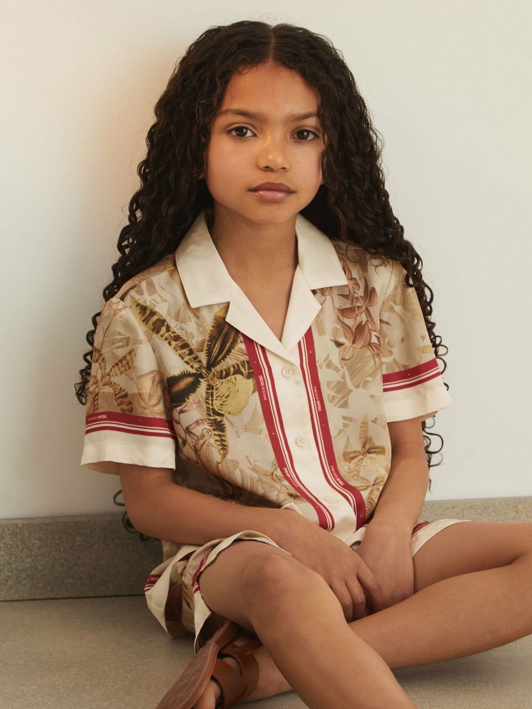 Reiss 4-9 yrs  | NYBG Satin Floral-Print Shirt in Khaki
