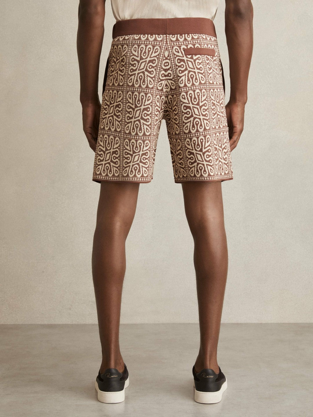 Reiss Sale - Tile Pattern Knit Shorts in Brown/White