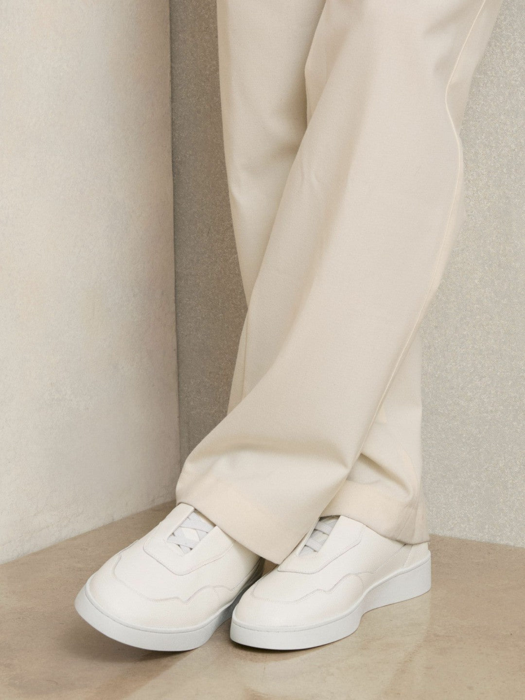 Reiss Affordable - Leather Elasticated-Lace Trainers in White