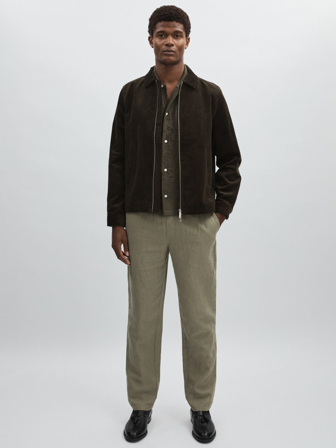 Reiss Savings - Les Deux Drawstring Trousers in Green/Ivory