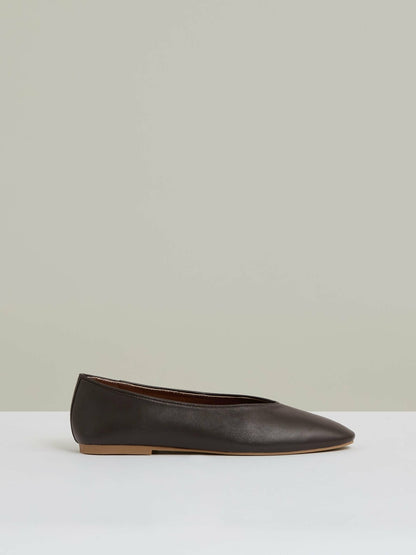 Reiss Featured - Leather Rounded-Point Toe Ballet Flats in Chocolate